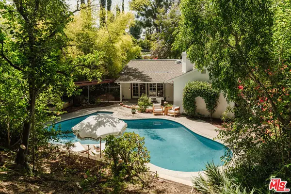 22370 Macfarlane Drive, Woodland Hills, CA 91364