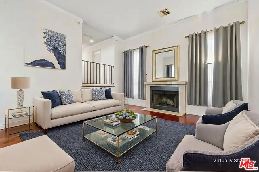 2741 Hermosa Avenue #B, Montrose, CA 91020 - #3