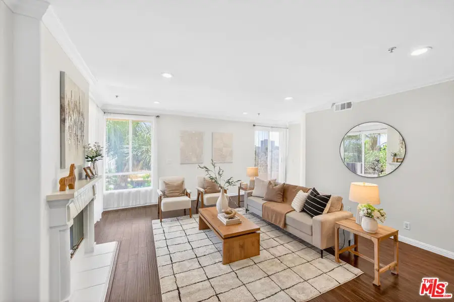 333 Westminster Avenue #402, Los Angeles, CA 90020 - #2