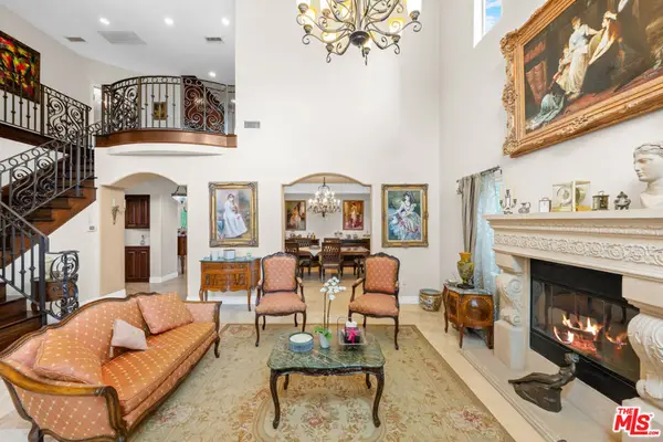 5419 Tampa Avenue, Tarzana, CA 91356