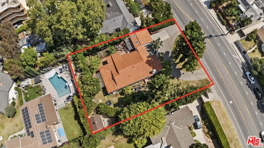 5535 Hazeltine Avenue, Sherman Oaks, CA 91401 - #1