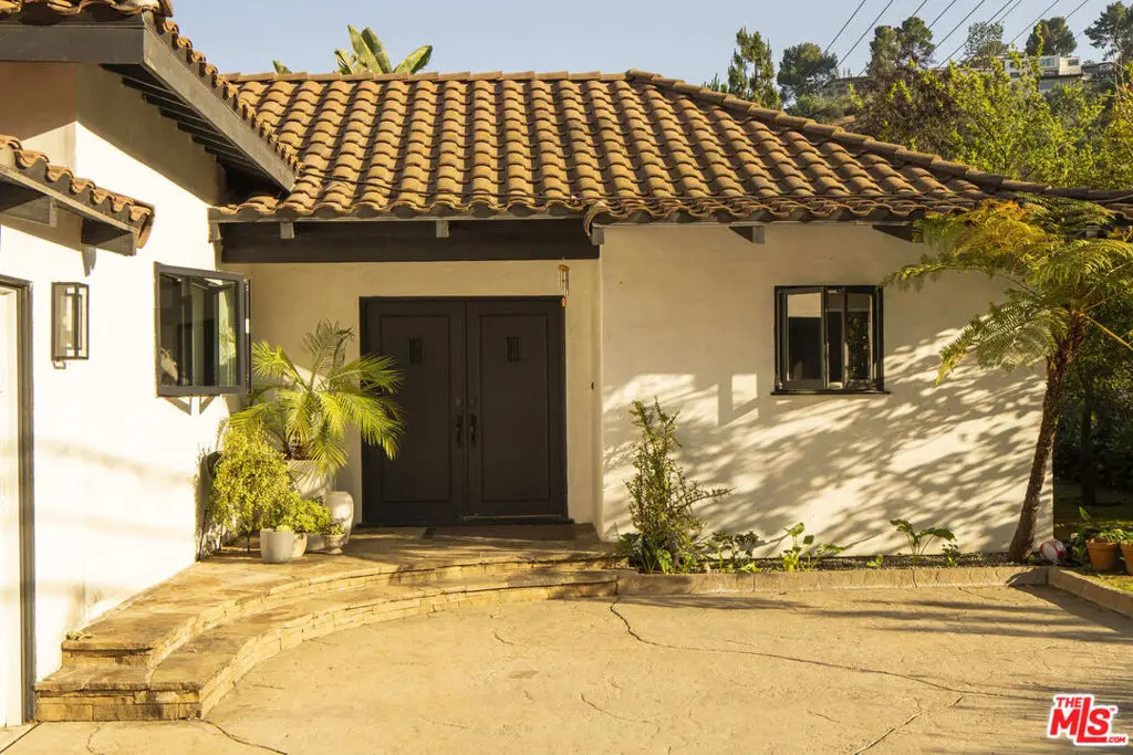 2630 Laurel Pass, Los Angeles, CA 90046 - #1