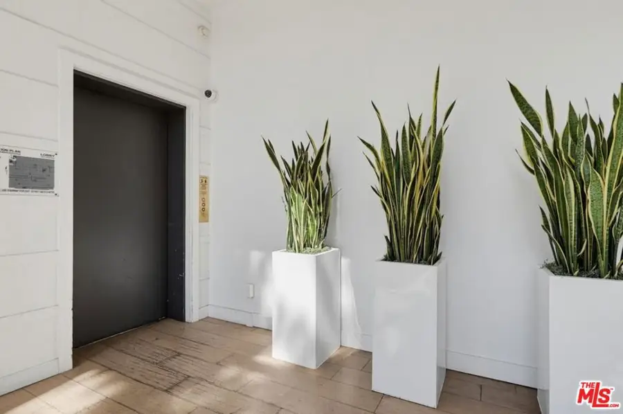 1140 E Ocean Boulevard #220, Long Beach, CA 90802 - #3
