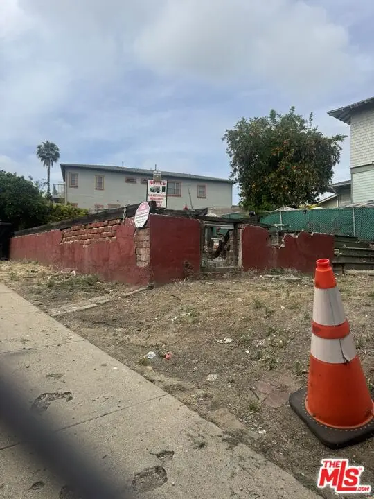 1222 Bellevue Avenue, Los Angeles, CA 90026