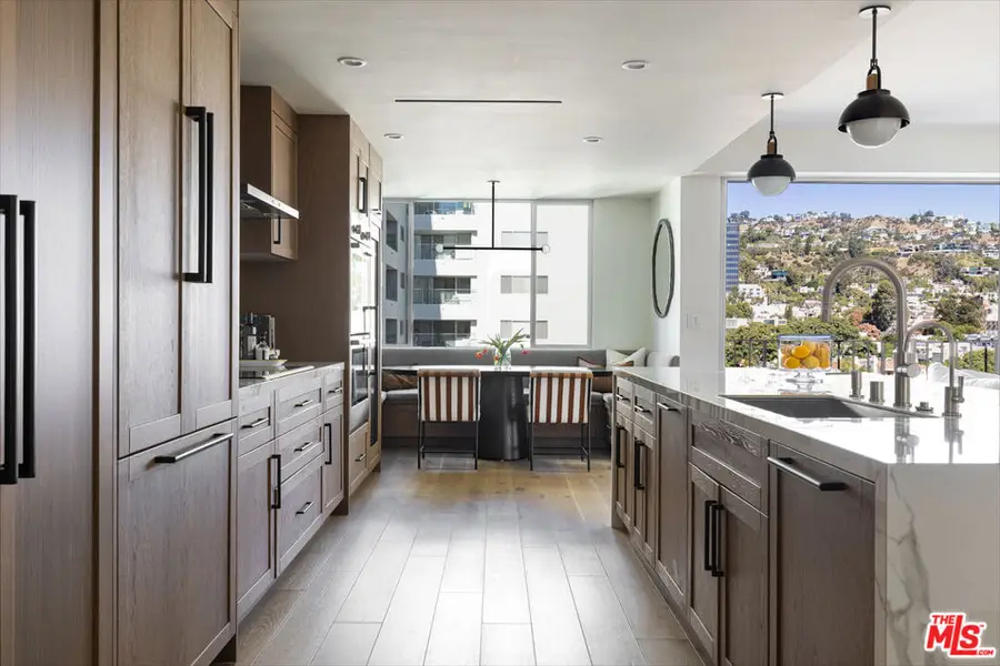 818 N Doheny Drive #1001, West Hollywood, CA 90069 - #2