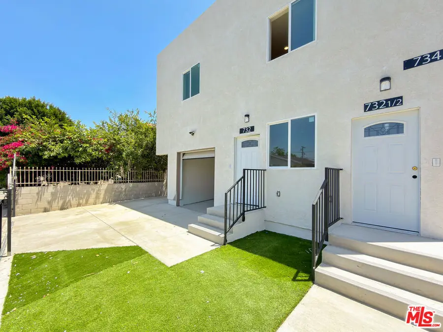 732 E 52nd Street, Los Angeles, CA 90011 - #2