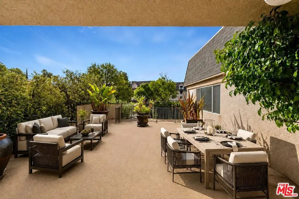 2385 Roscomare Road #D17, Los Angeles, CA 90077 - #1
