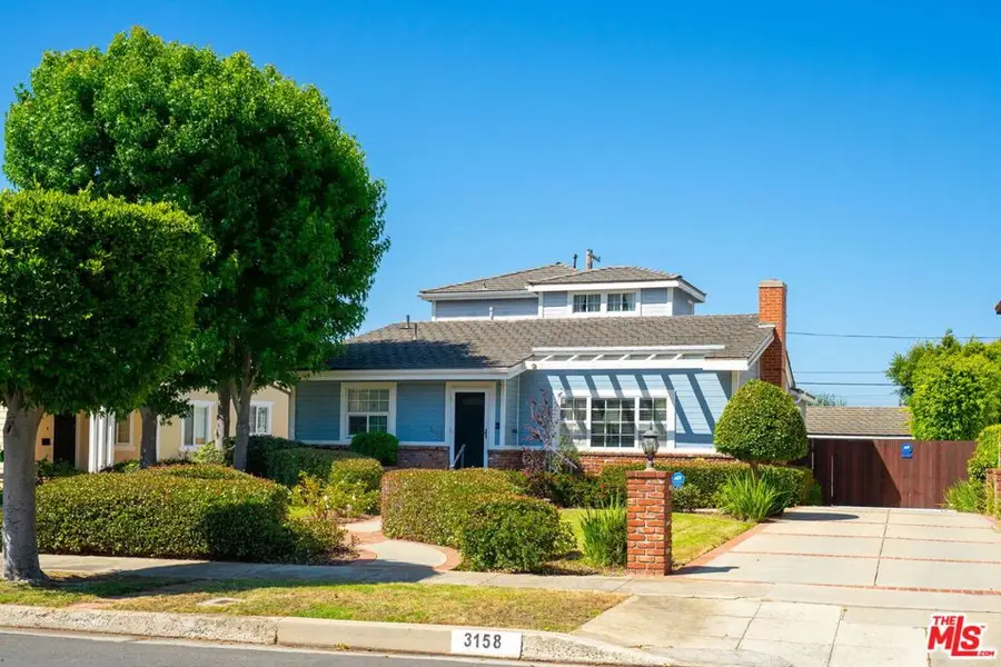 3158 Grand View Boulevard, Los Angeles, CA 90066 - #3