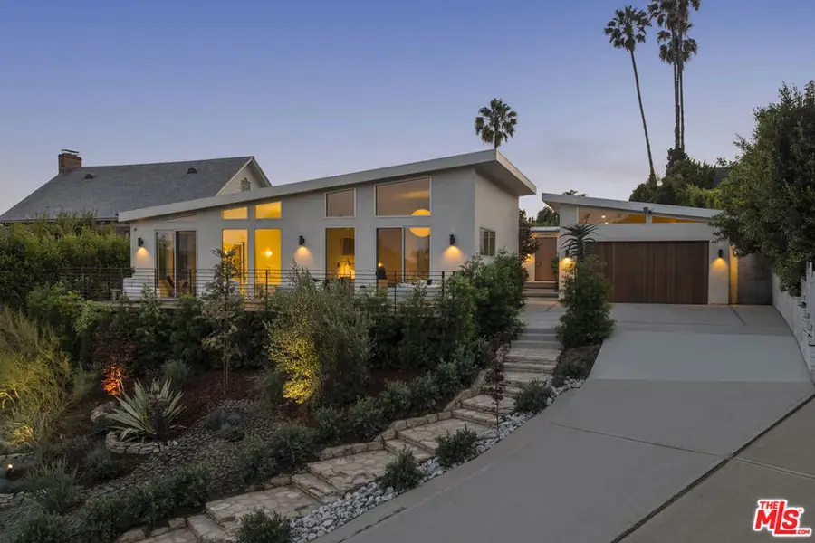 2235 Chislehurst Drive, Los Angeles, CA 90027 - #3