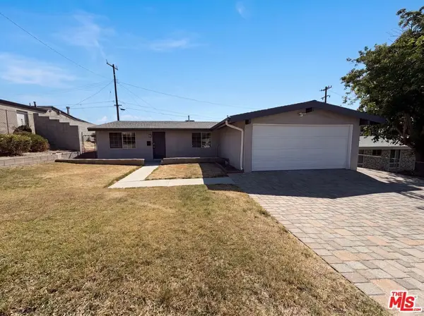 19016 Felbridge Street, Canyon Country, CA 91351