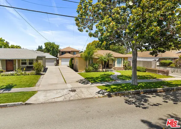 937 E Palmyra Avenue, Orange, CA 92866