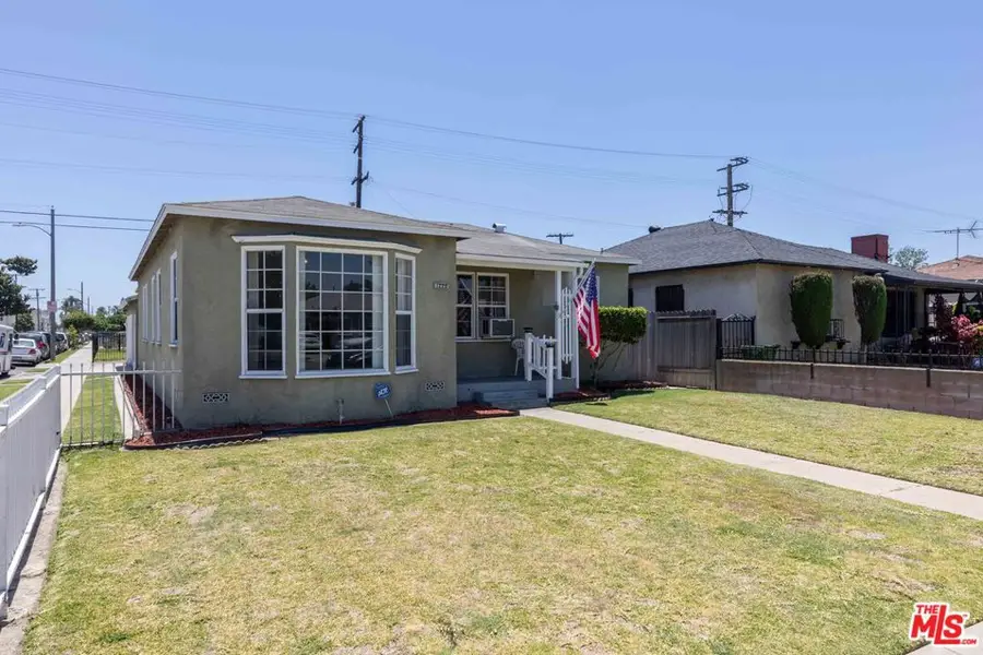1220 E Palmer Street, Compton, CA 90221 - #2