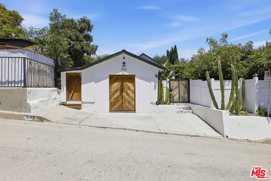 342 Fisher Street, Los Angeles, CA 90042 - #2
