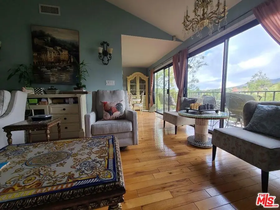 4379 Ocean View Boulevard, Montrose, CA 91020 - #3