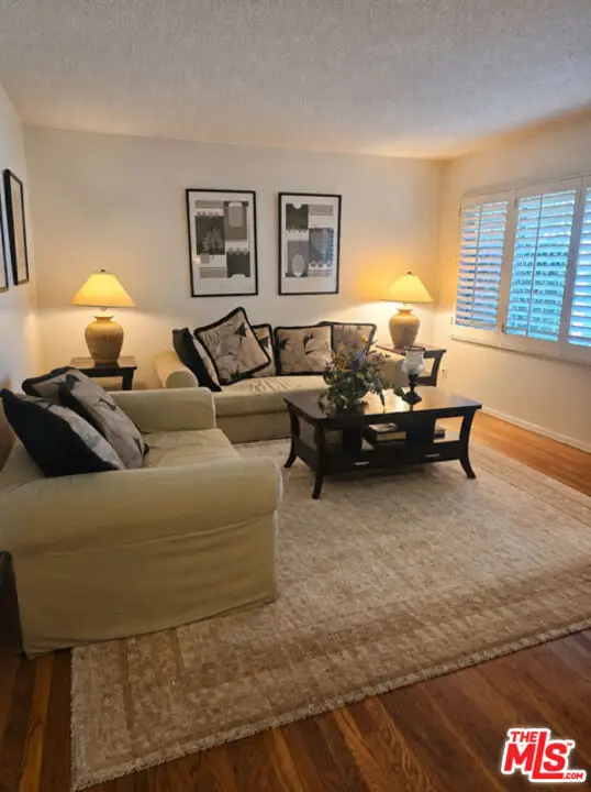 11619 Daleside Avenue, Hawthorne, CA 90250 - #2