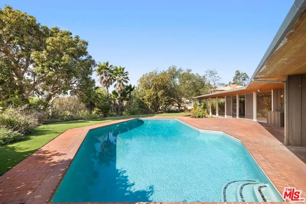 590 N Tigertail Road, Los Angeles, CA 90049 - #1