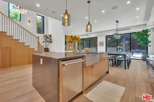 4207 Beethoven Street, Los Angeles, CA 90066