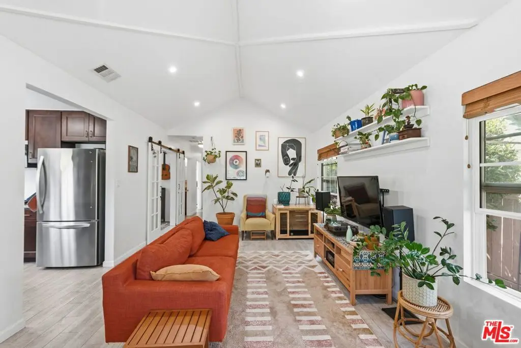 3830 W 59th Street, Los Angeles, CA 90043 - #1