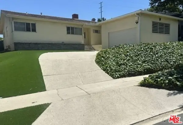 3806 Carmona Avenue, Los Angeles, CA 90008