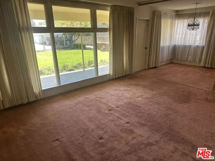 3806 Carmona Avenue, Los Angeles, CA 90008 - #3