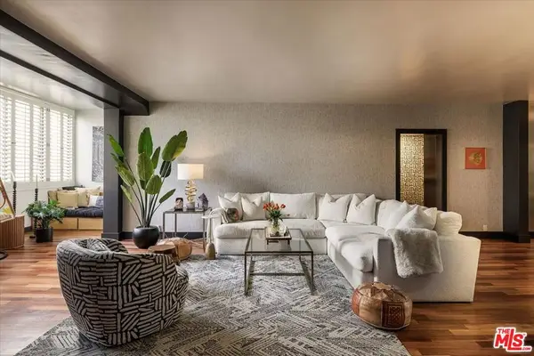 531 N Rossmore Avenue #204, Los Angeles, CA 90004