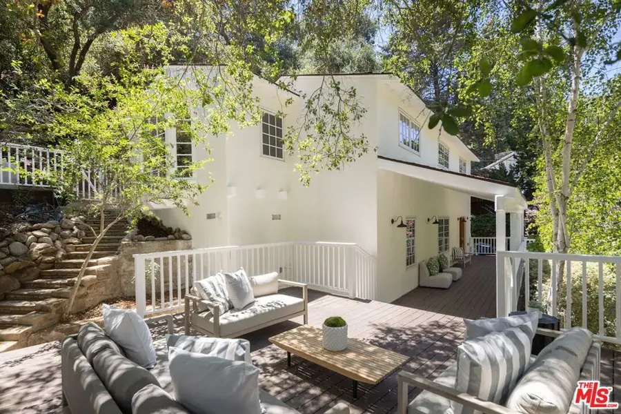 2425 Laurel Pass, Los Angeles, CA 90046 - #2
