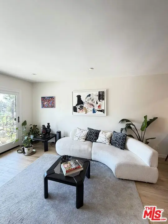 3407 Huxley Street #39, Los Angeles, CA 90027 - #3