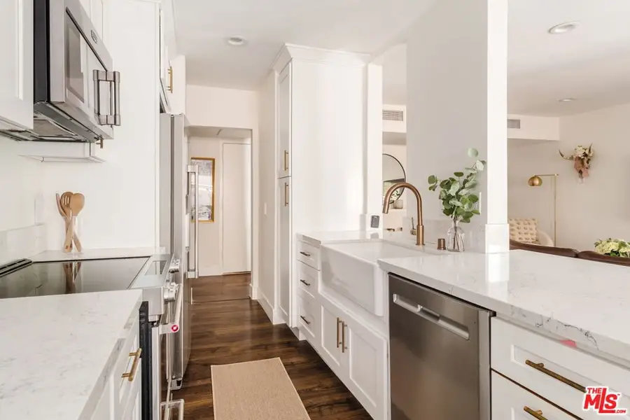1010 Palm Avenue #106, West Hollywood, CA 90069 - #2
