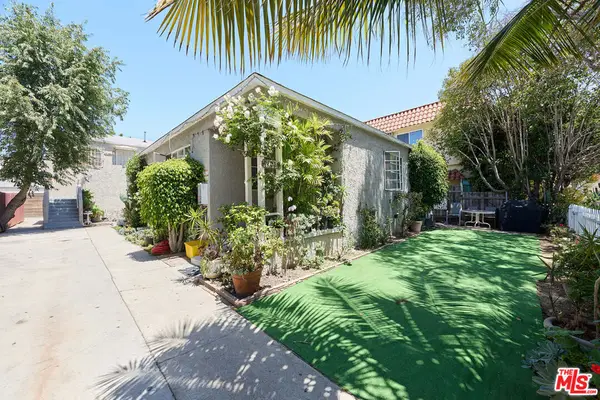 12029 Washington Place, Los Angeles, CA 90066