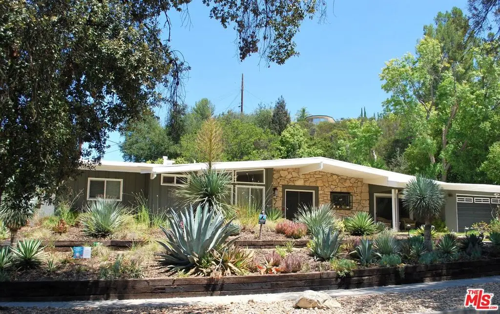 4228 Manson Avenue, Woodland Hills, CA 91364 - #1