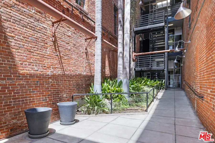 500 Molino Street #207, Los Angeles, CA 90013 - #3