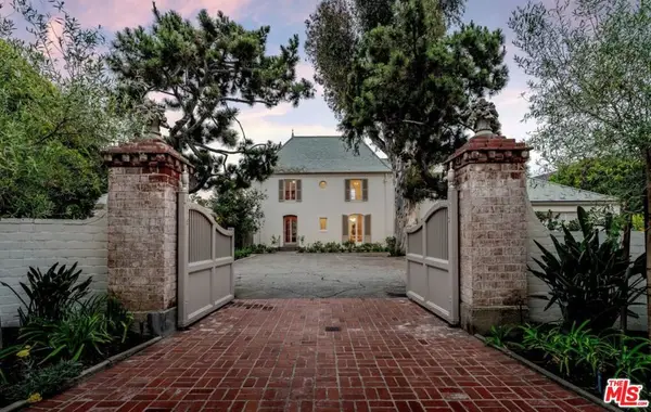 528 Chautauqua Boulevard, Pacific Palisades, CA 90272