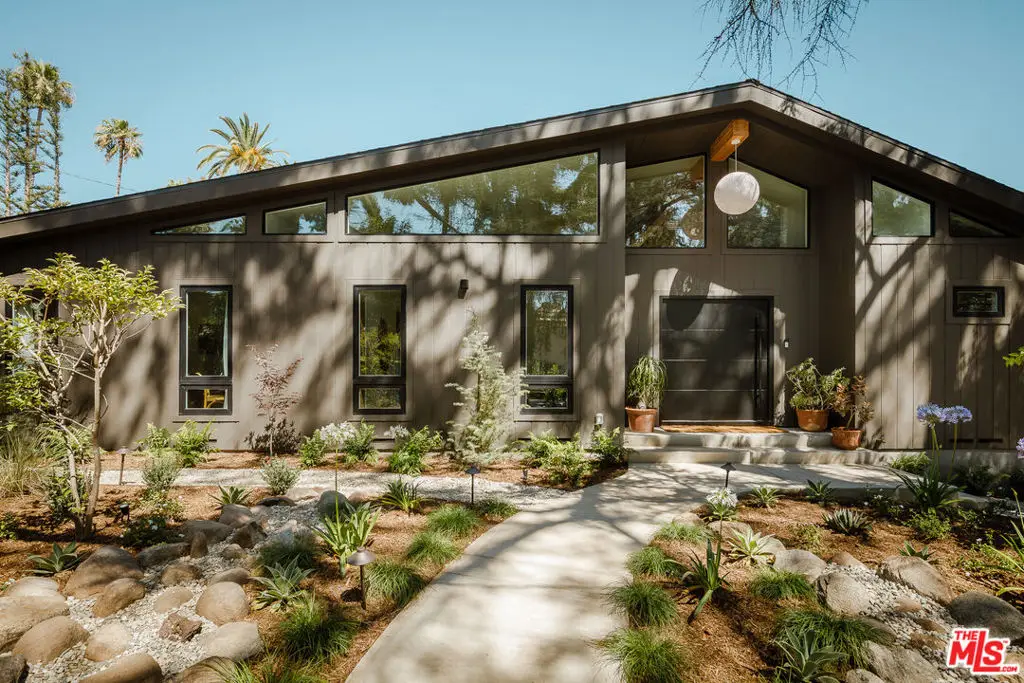 2542 Santa Rosa Avenue, Altadena, CA 91001 - #1