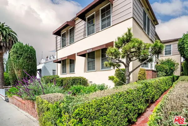 10761 Massachusetts Avenue #4, Los Angeles, CA 90024