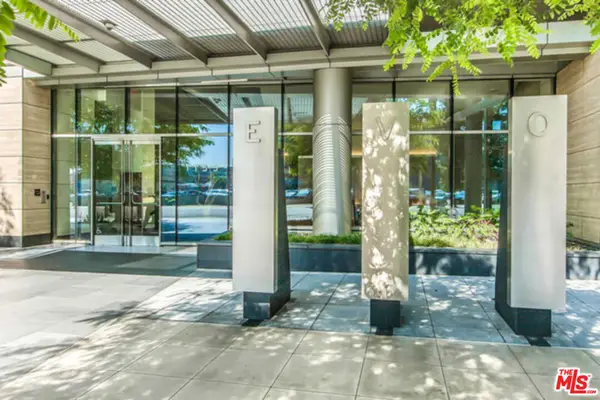 1155 S Grand Avenue #418, Los Angeles, CA 90015
