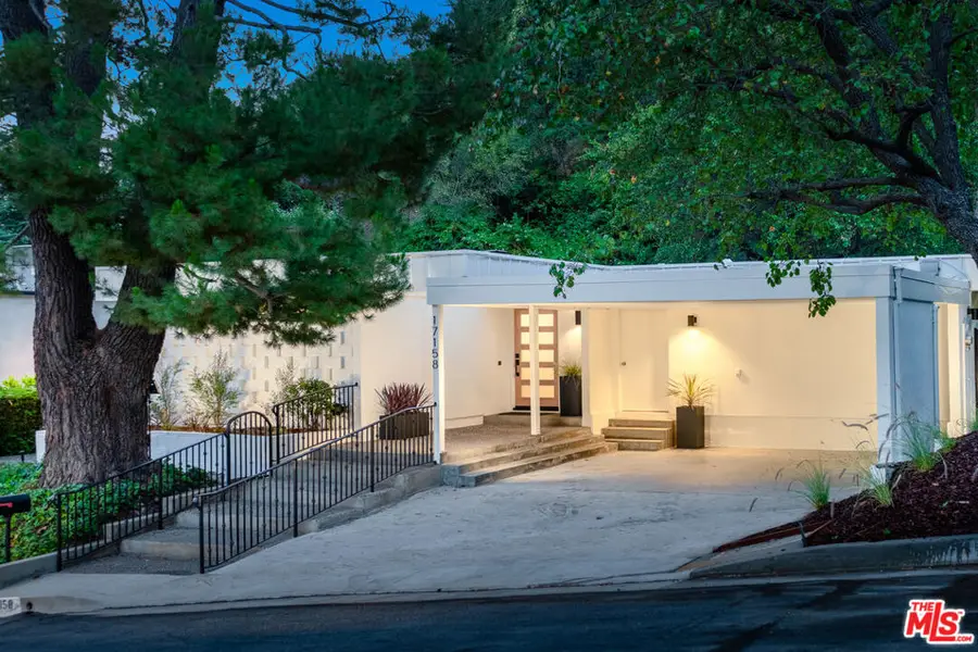17158 Clemons Drive, Encino, CA 91436 - #2