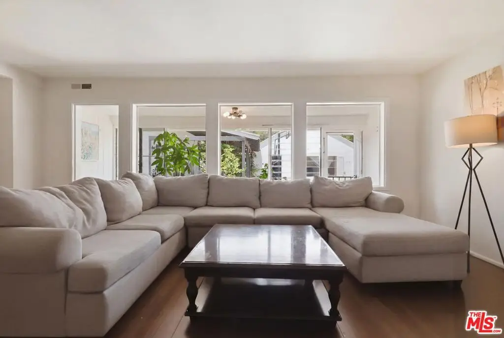 11801 Rose Avenue, Los Angeles, CA 90066 - #1