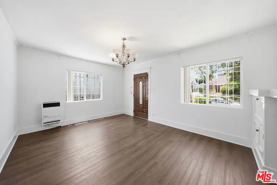 936 S Lucerne Boulevard, Los Angeles, CA 90019 - #3