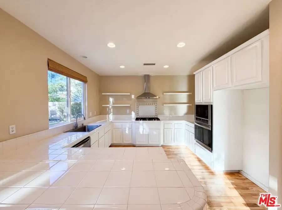 22017 Sunrise View Place, Santa Clarita, CA 91390 - #2