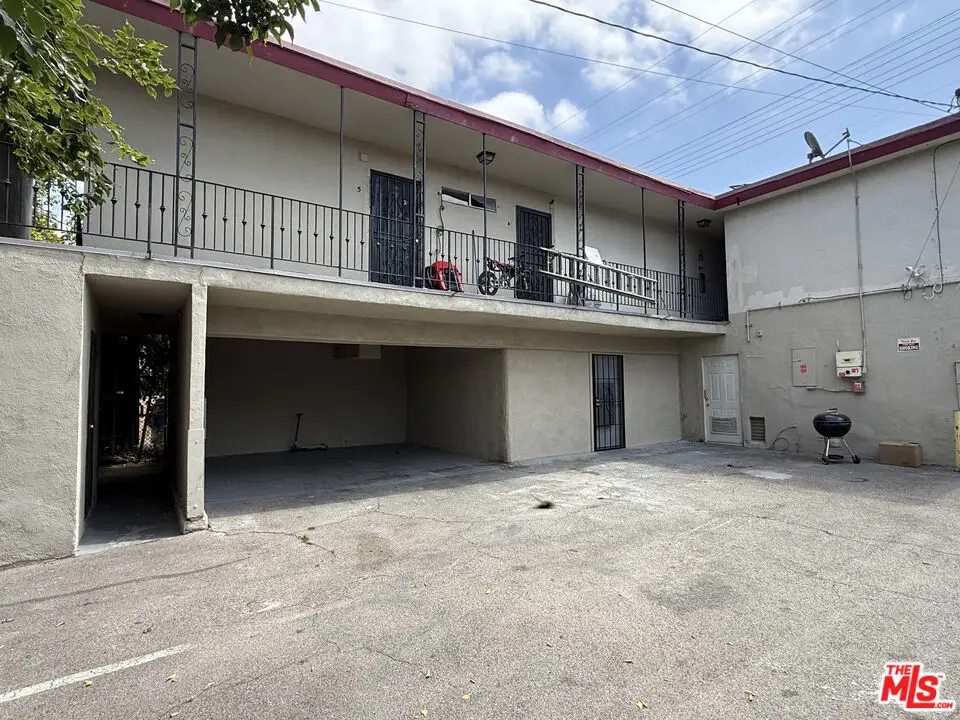 3711 S Western Avenue, Los Angeles, CA 90018 - #1
