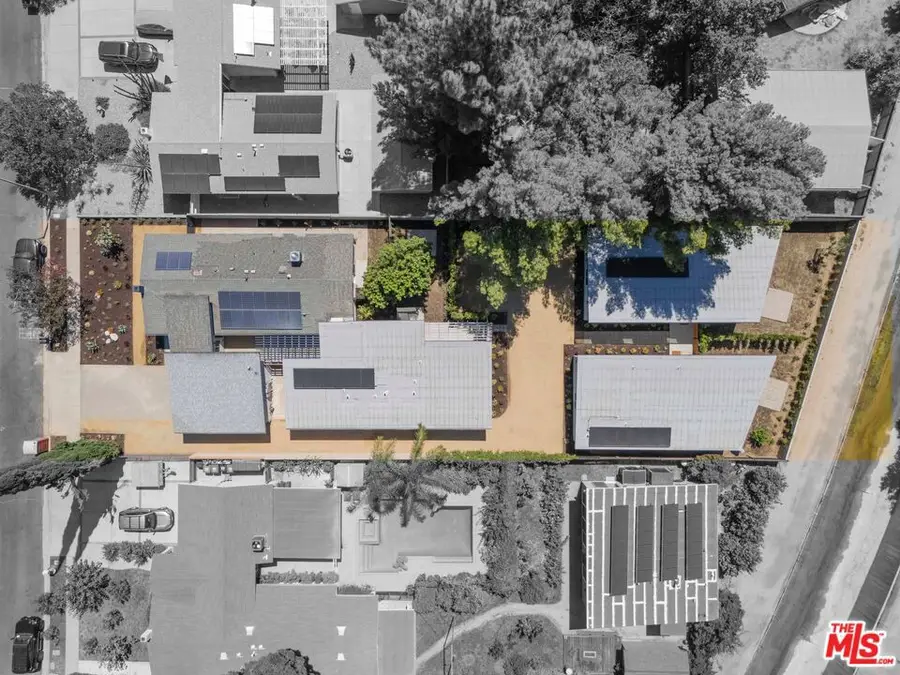 22320 Itasca Street, Chatsworth, CA 91311 - #2