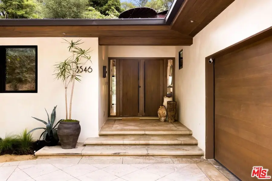3546 Mandeville Canyon Road, Los Angeles, CA 90049 - #2