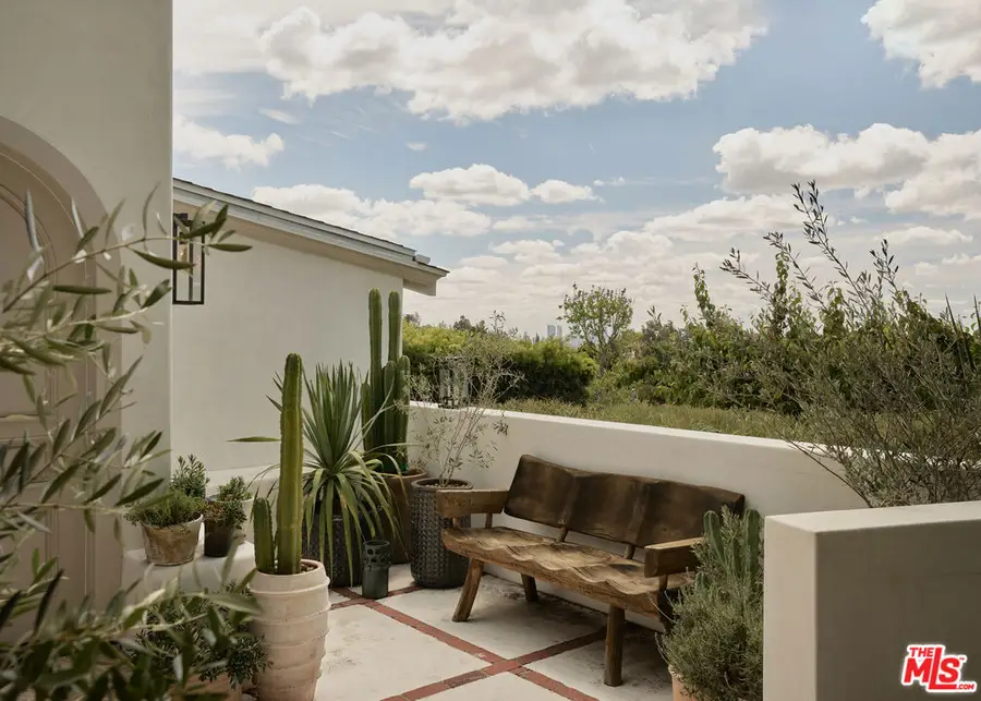 6481 San Marco Circle, Los Angeles, CA 90068 - #2