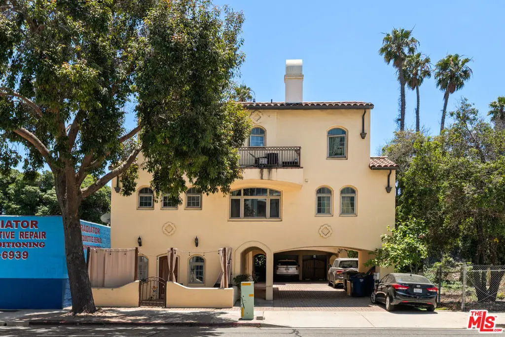 44 E Thompson Boulevard, San Buenaventura Ventura, CA 93001 - #1