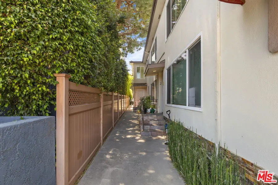 447 S Palm Drive, Beverly Hills, CA 90212 - #3