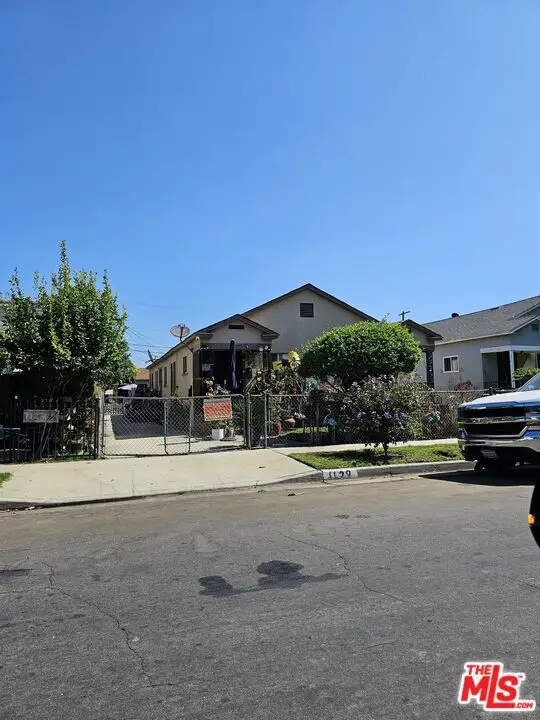 1129 E 71st Street, Los Angeles, CA 90001 - #3