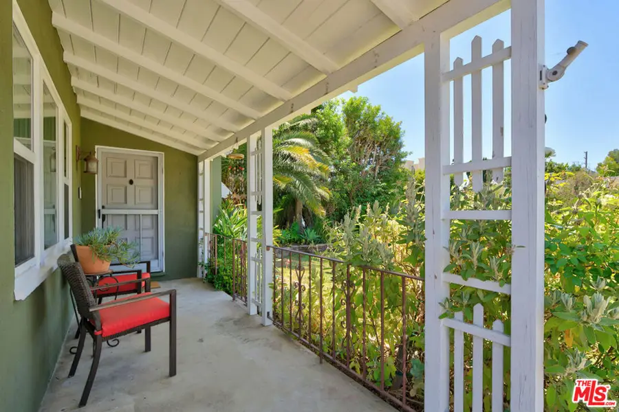 5620 Murietta Avenue, Valley Glen, CA 91401 - #2