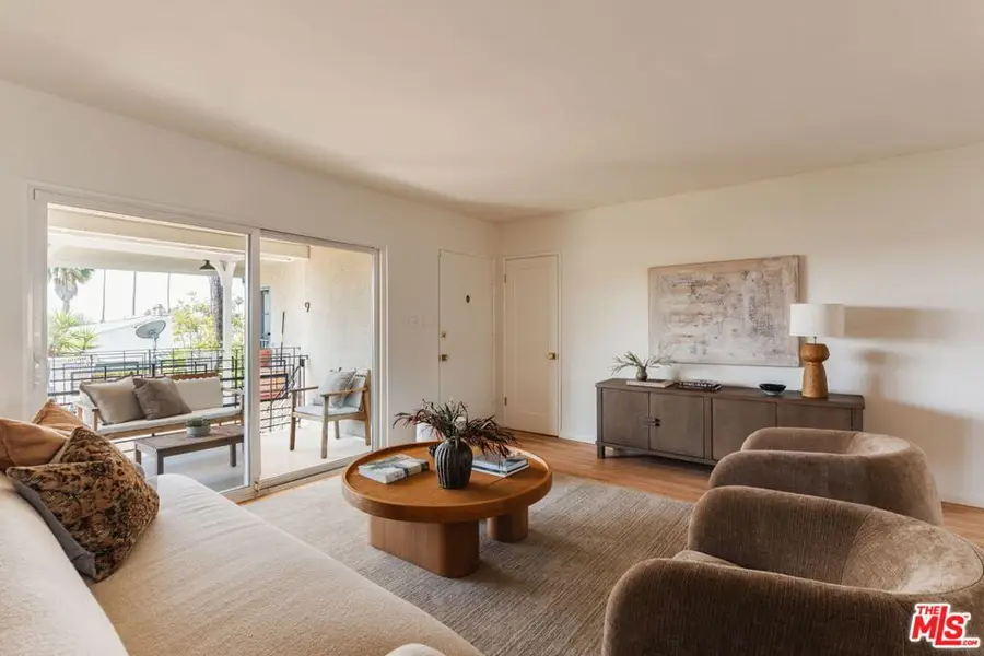 2021 Hillhurst Avenue #9, Los Angeles, CA 90027 - #2