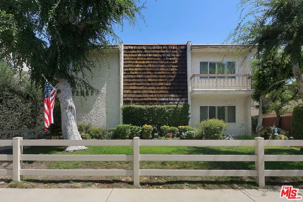 12951 Riverside Drive #4, Sherman Oaks, CA 91423 - #1