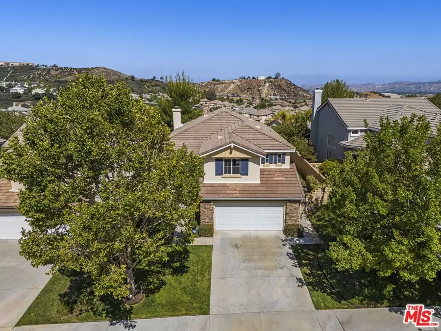 26531 Cardinal Drive, Canyon Country, CA 91387 - #2